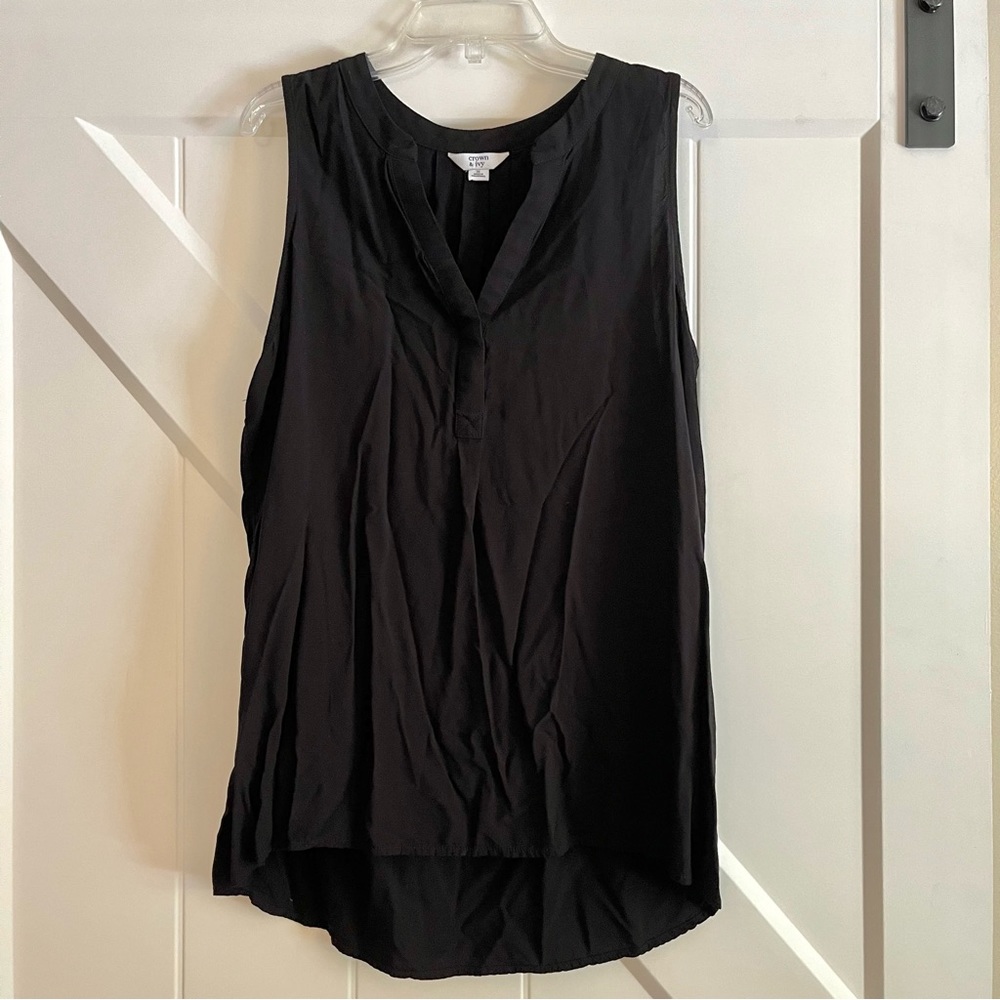Crown & Ivy Black Tank